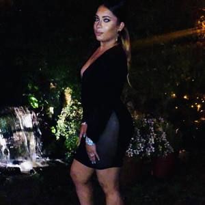 Meet your Posher, Sameenah